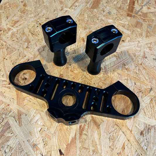 YMCK CNC Billet Top Triple Clamp & Handle Riser for Yamaha XSR900 (2022–) X922TBR