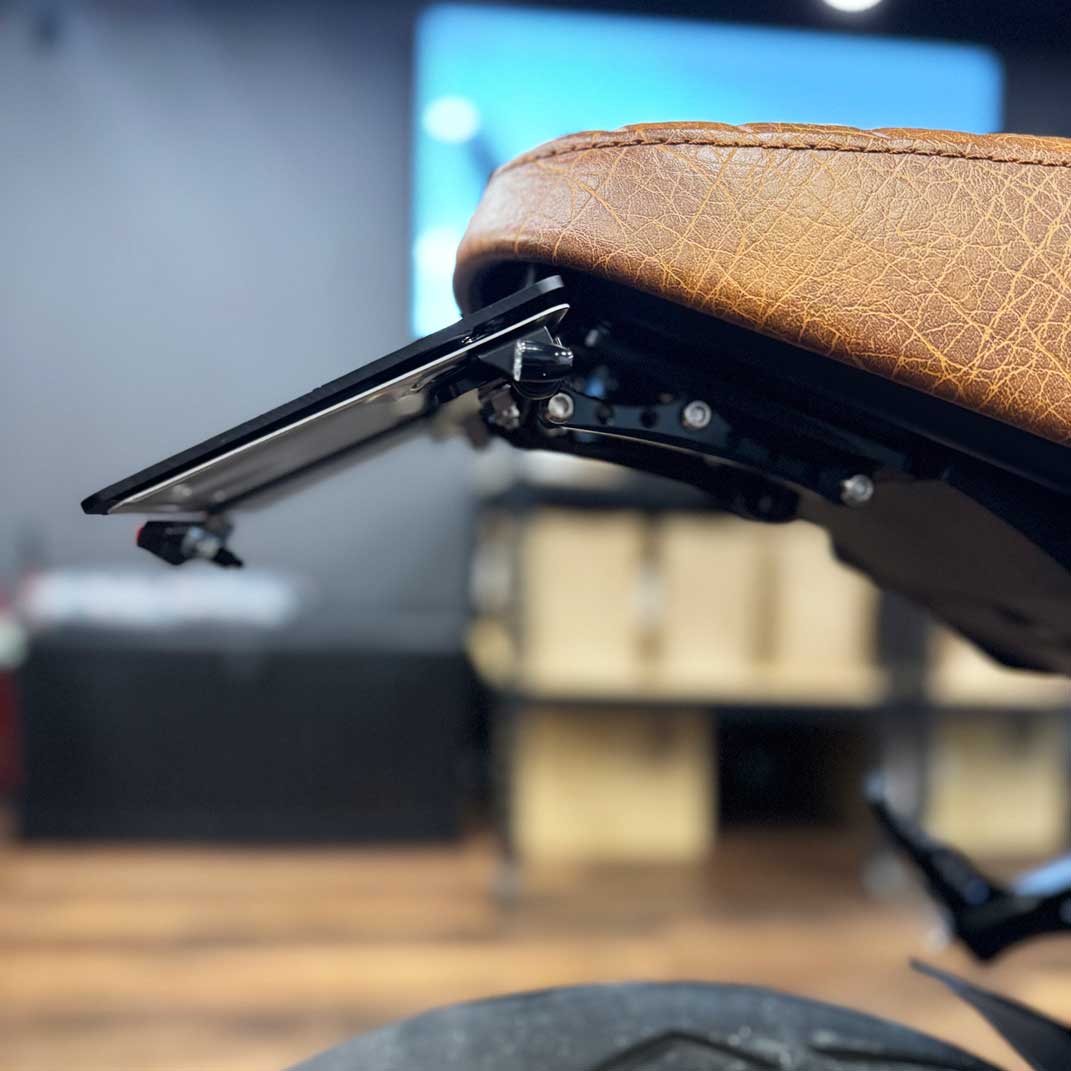 YMCK CNC Billet License Plate Holder for Yamaha XSR900 (2016–2021) FEYX916