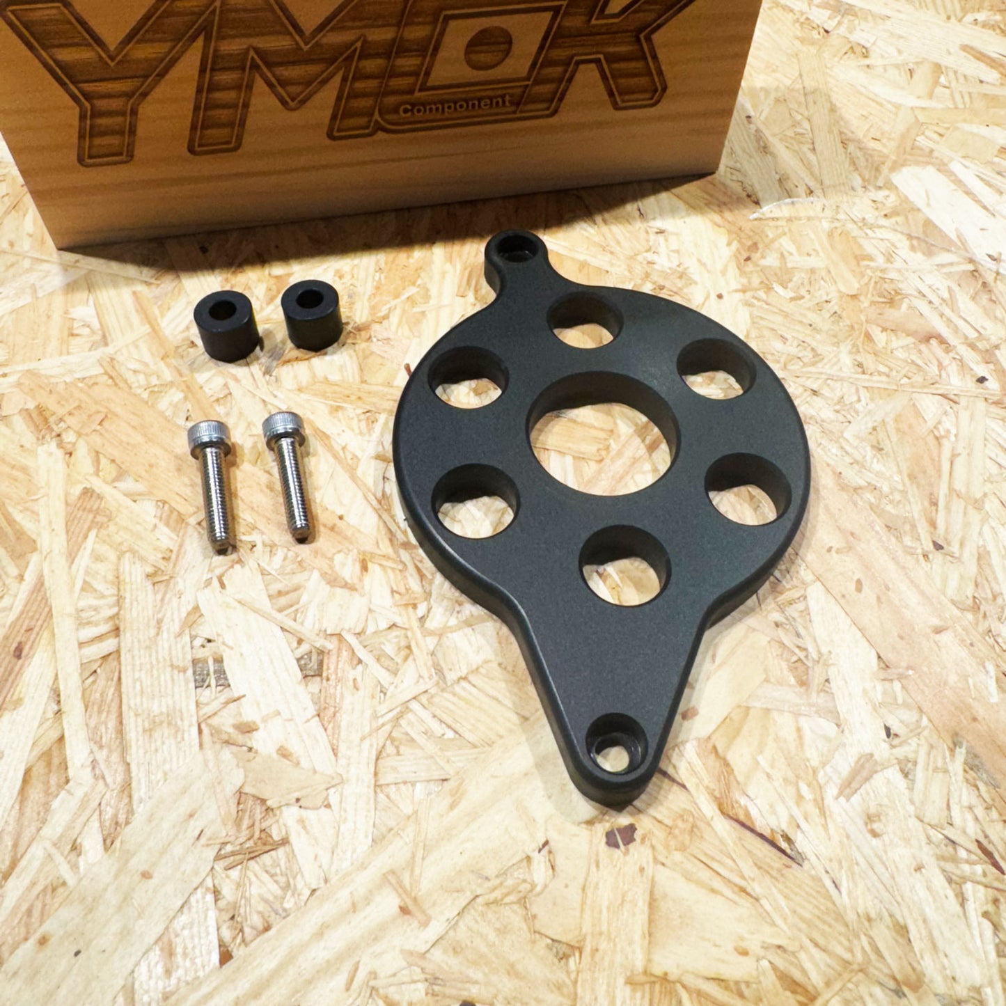 YMCK CNC Billet Neo Sprocket Cover for Yamaha XSR900 / MT-09 NSC-2B