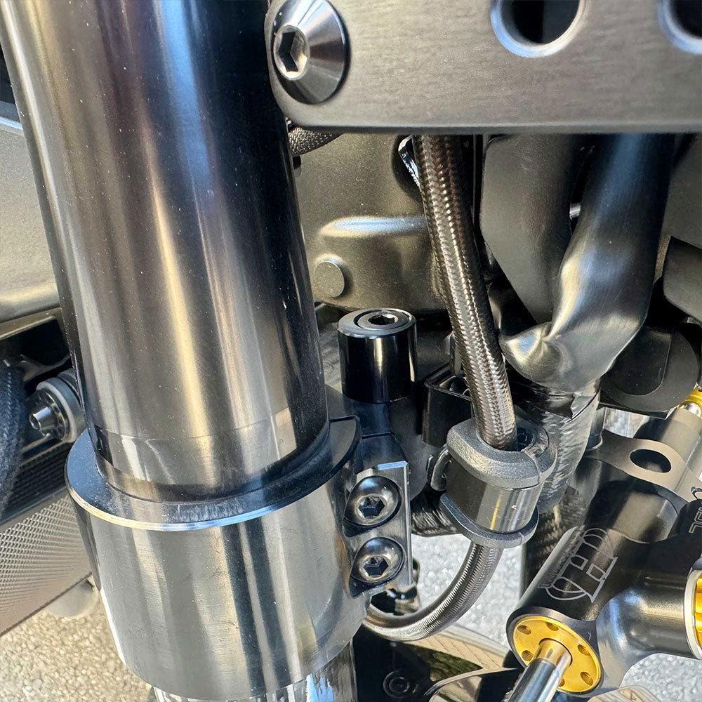 YMCK CNC Billet Under Bracket for Yamaha XSR900 (2022–) UDX922