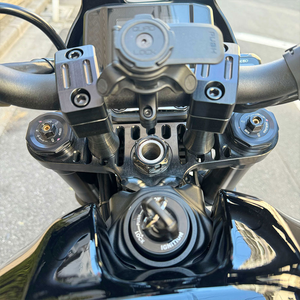 YMCK CNC Billet Under Bracket for Yamaha XSR900 (2022–) UDX922